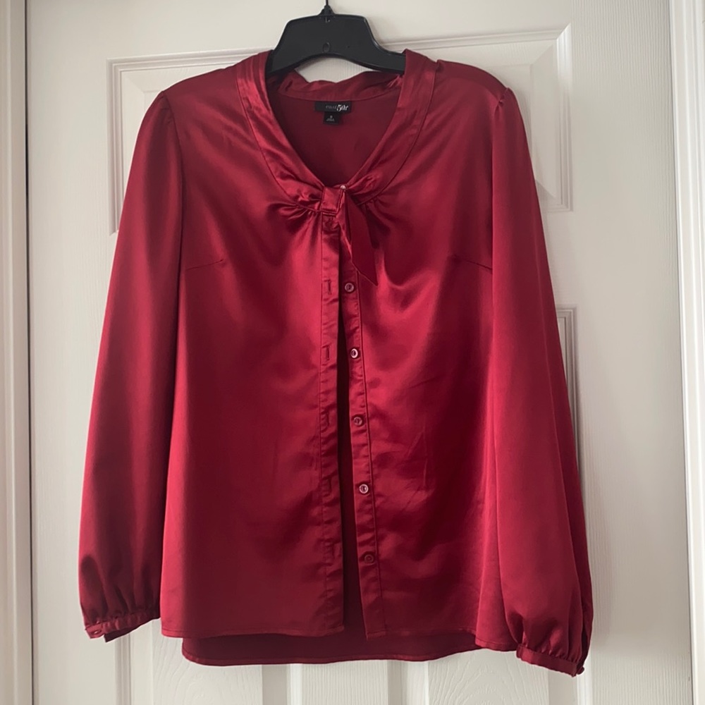 Beautiful Satin Burgundy Blouse!!